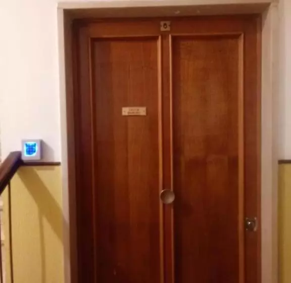 پانسیون Travel House