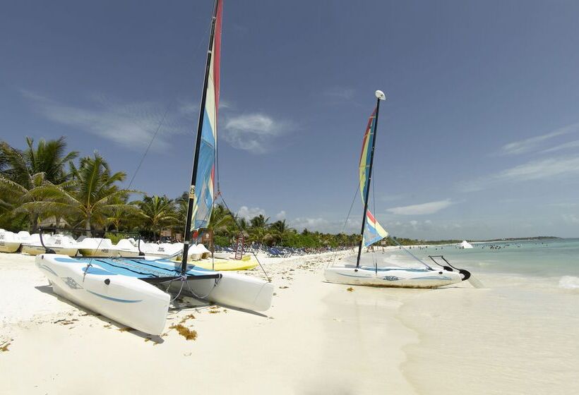 Grand Palladium Colonial Resort & Spa - All Inclusive