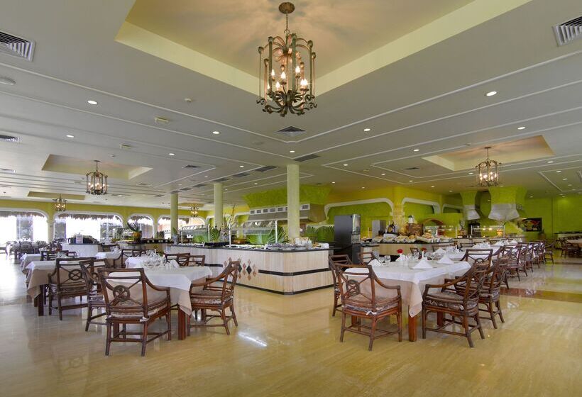 Grand Palladium Colonial Resort & Spa - All Inclusive