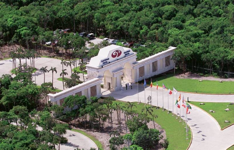 Grand Palladium Colonial Resort & Spa - All Inclusive