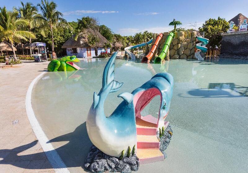 Grand Palladium Colonial Resort & Spa - All Inclusive