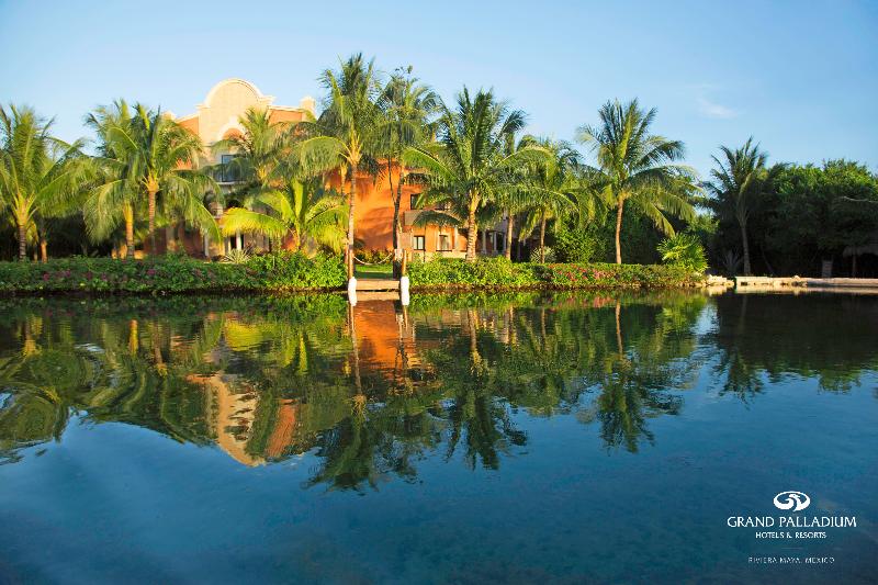 Grand Palladium Colonial Resort & Spa - All Inclusive