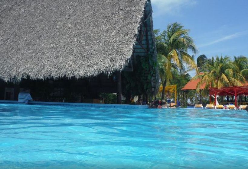 هتل Brisas Santa Lucía