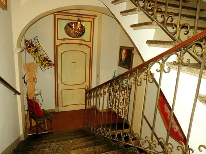 Отель Albergo Ristorante Cavallo Bianco