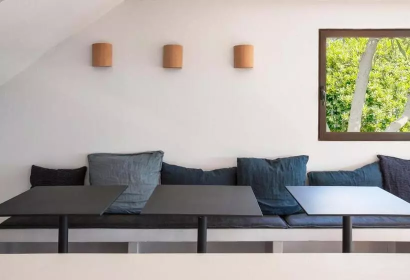 Отель Es Blau Des Nord