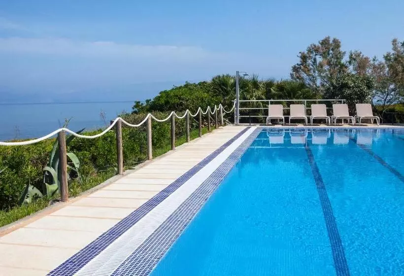 Отель Es Blau Des Nord