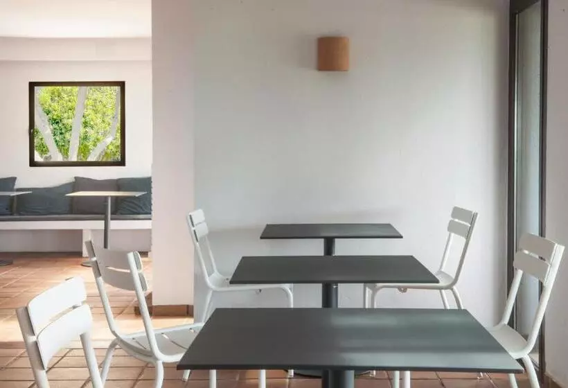 Отель Es Blau Des Nord