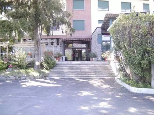 فندق Albergo Ristorante Garden