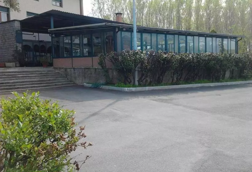 فندق Albergo Ristorante Garden