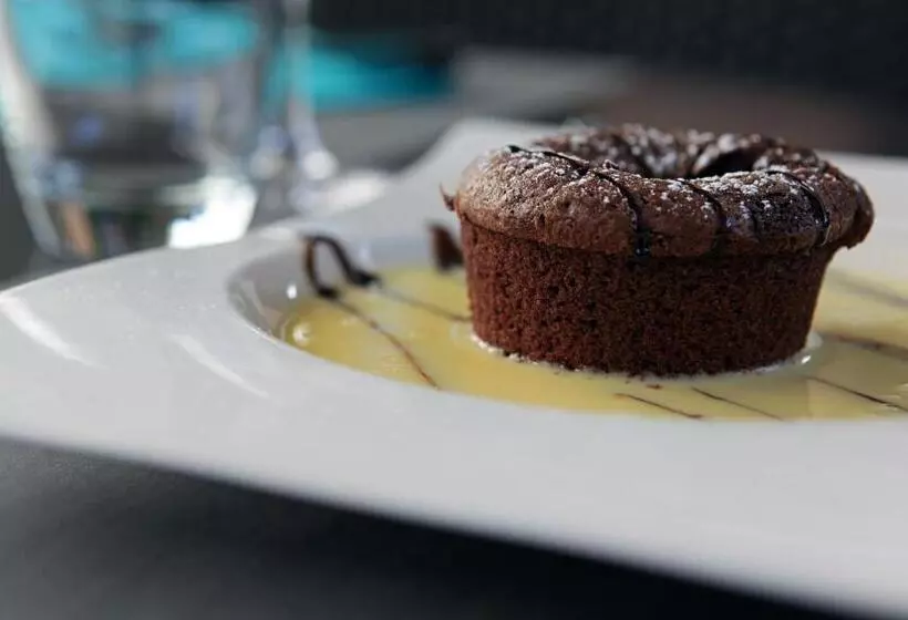 Отель Le Chalet