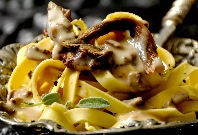 酒店 Logis Hôtel La Ferme De Flaran