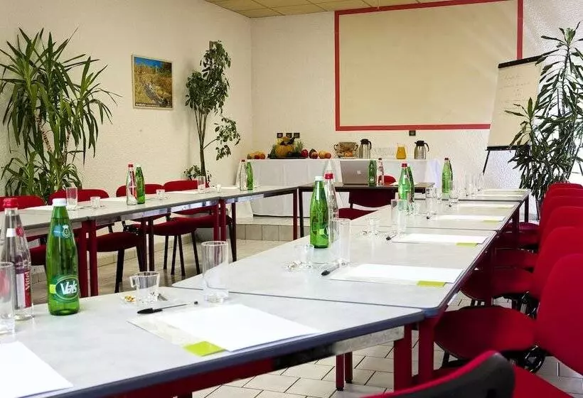 فندق Logis Hôtel Restaurant Azalées