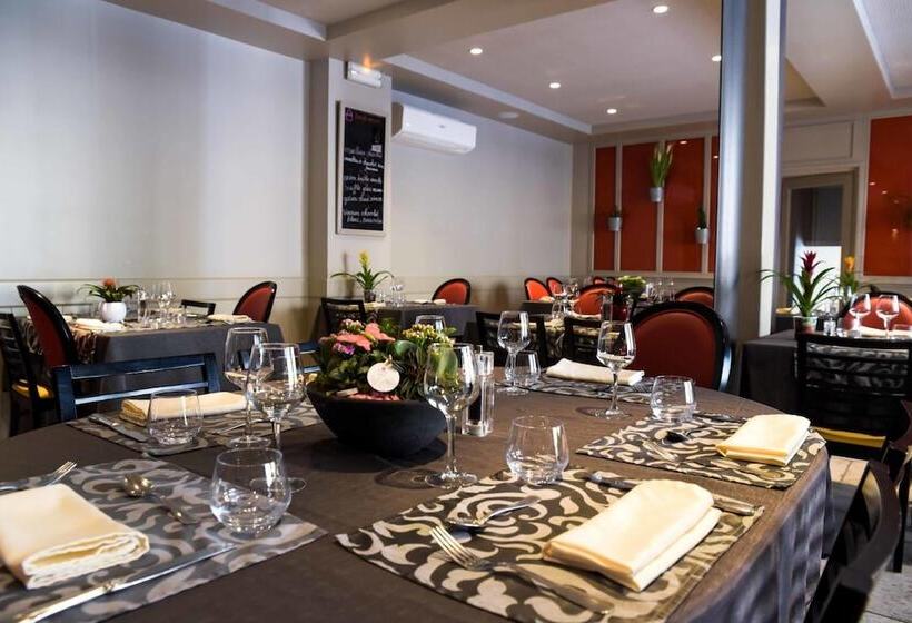 בית מלון כפרי Logis Hôtel Restaurant Azalées