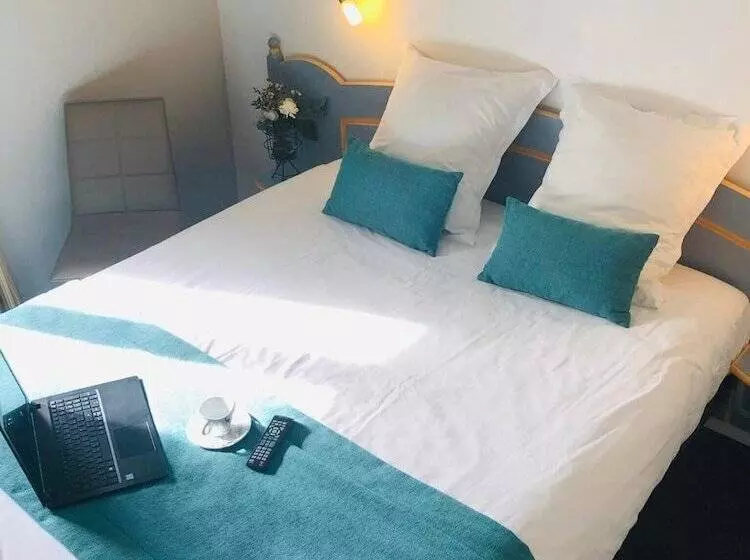 فندق Logis Hôtel Restaurant Azalées