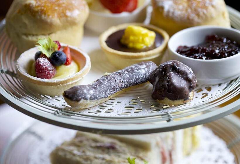 Hotel The Manor House