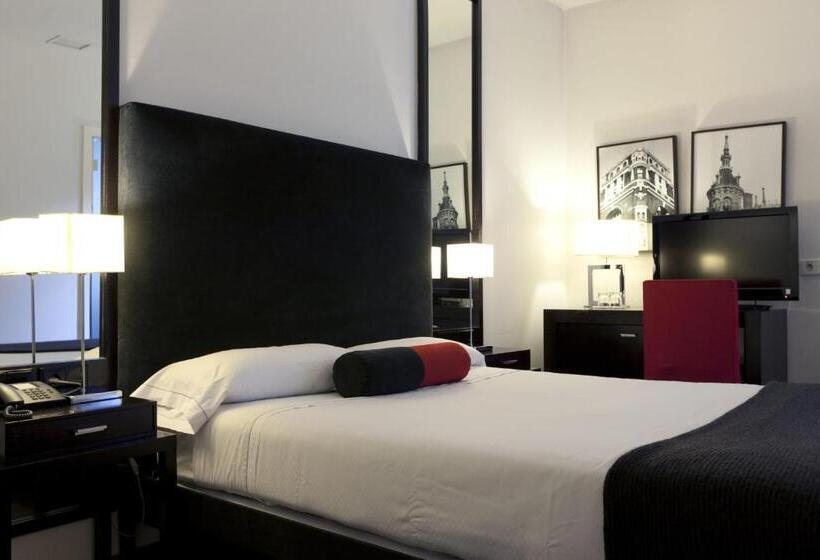 هتل Quatro Puerta Del Sol