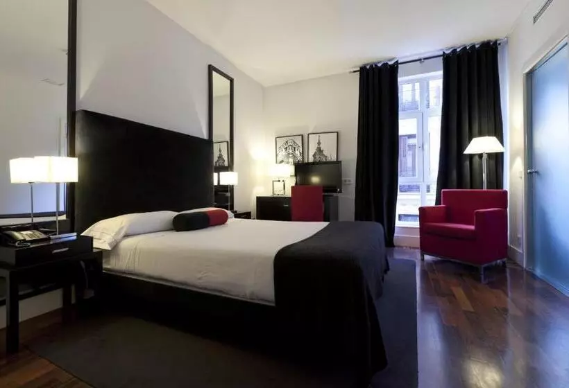 هتل Quatro Puerta Del Sol