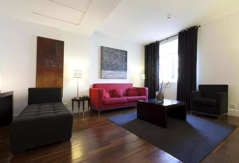 هتل Quatro Puerta Del Sol