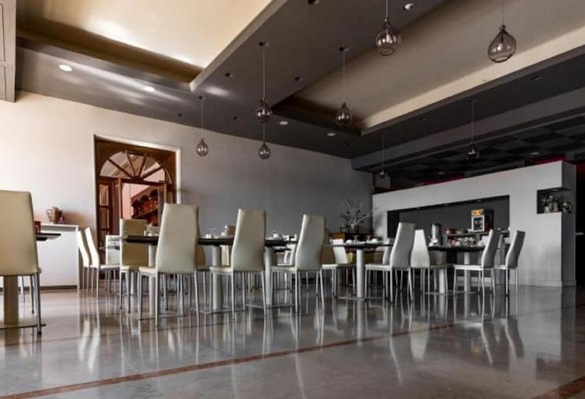 בית מלון כפרי Royal