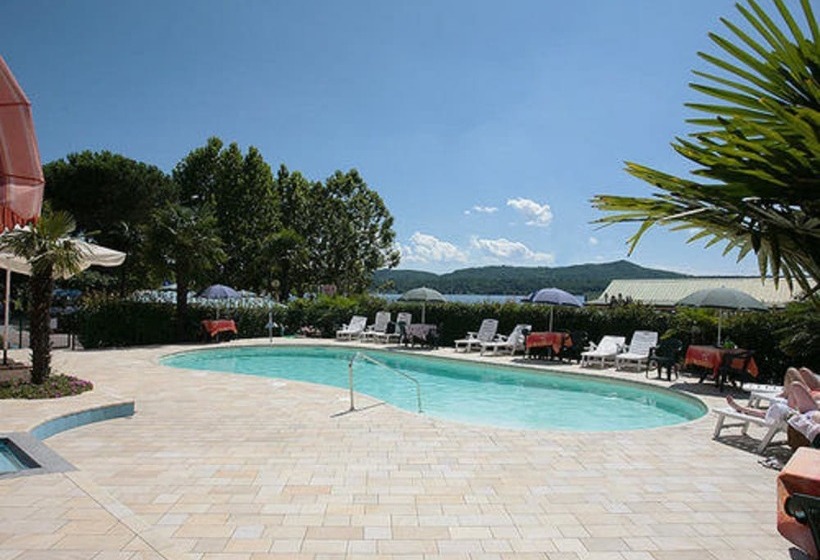 בית מלון כפרי Royal