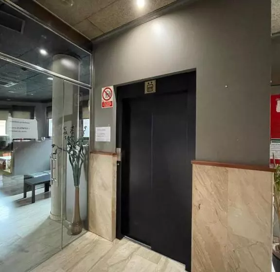 ホテル Sant Celoni