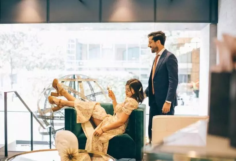 فندق The Clancy Autograph Collection