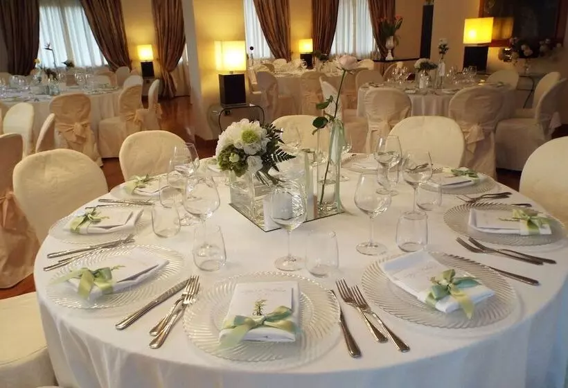 هتل Villa Traiano