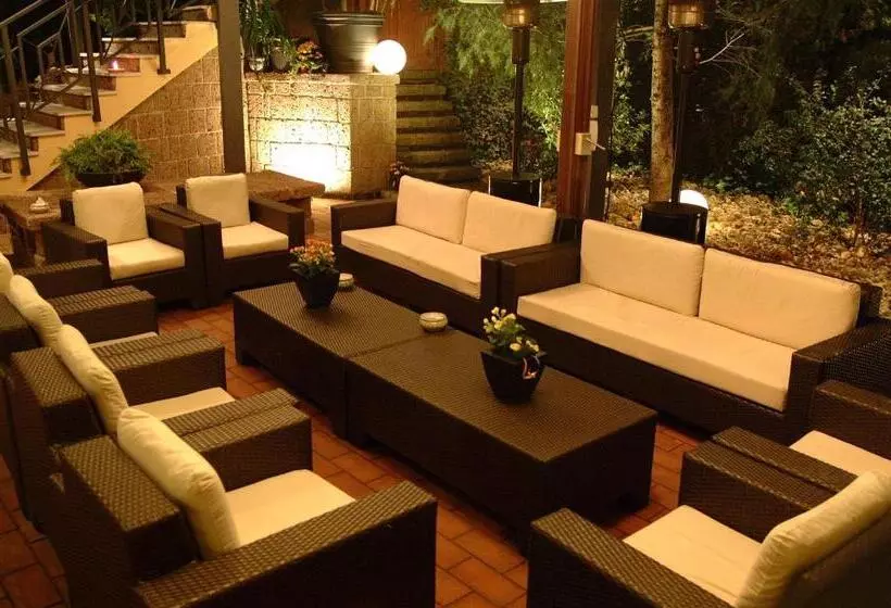 هتل Villa Traiano