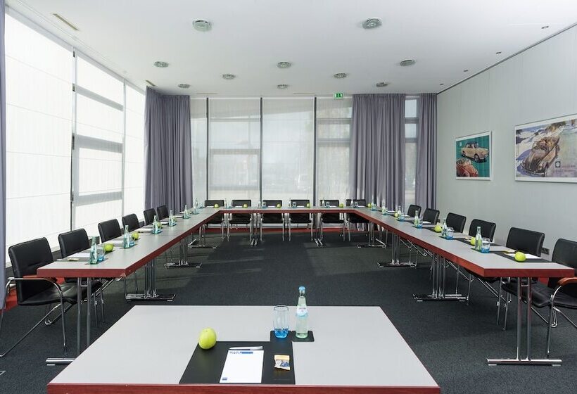 فندق Wolfsburg Centrum, Affiliated By Melia