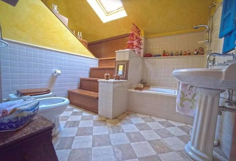 Aamiaismajoitus (B&B) Borgo Acque Romane