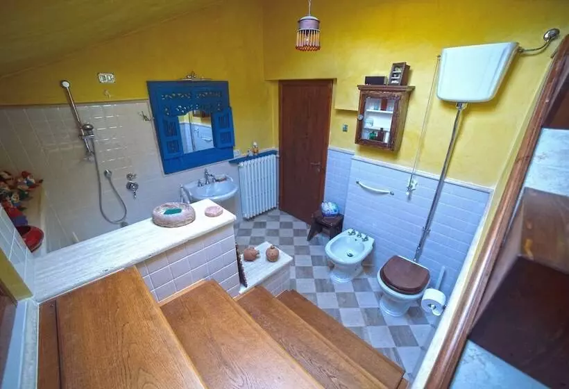 Aamiaismajoitus (B&B) Borgo Acque Romane