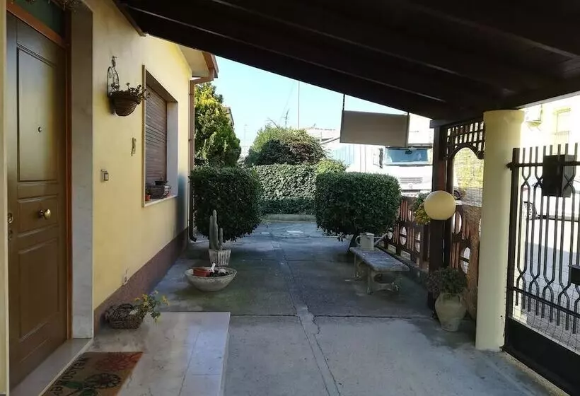 Aamiaismajoitus (B&B) Casa Licinia