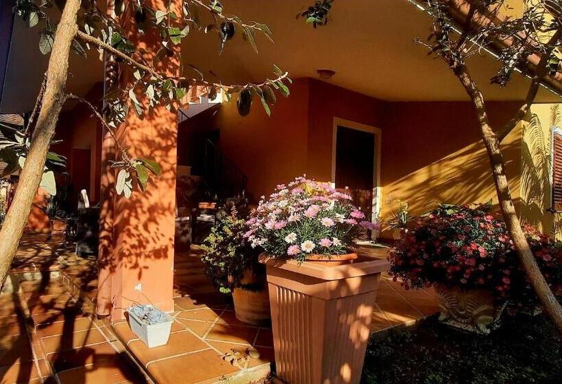 ベッドアンドブレックファースト Janas