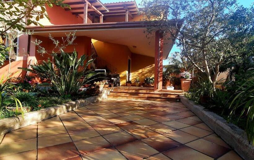 ベッドアンドブレックファースト Janas