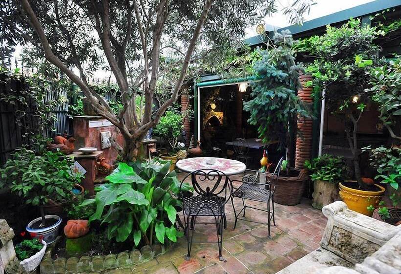 تختخواب و صبحانه Le Giare