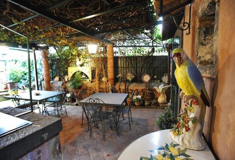 تختخواب و صبحانه Le Giare