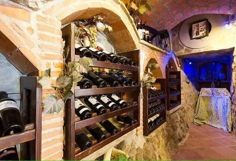 ベッドアンドブレックファースト Ristorante Albergo Al Pergolato