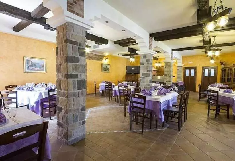 ベッドアンドブレックファースト Ristorante Albergo Al Pergolato