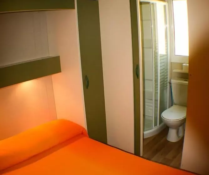 Hotelli Camping Village Versilia Mare