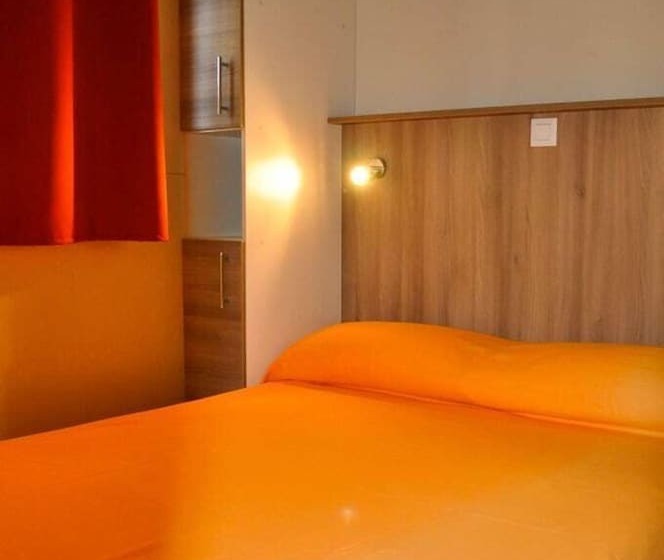 בית מלון כפרי Camping Village Versilia Mare