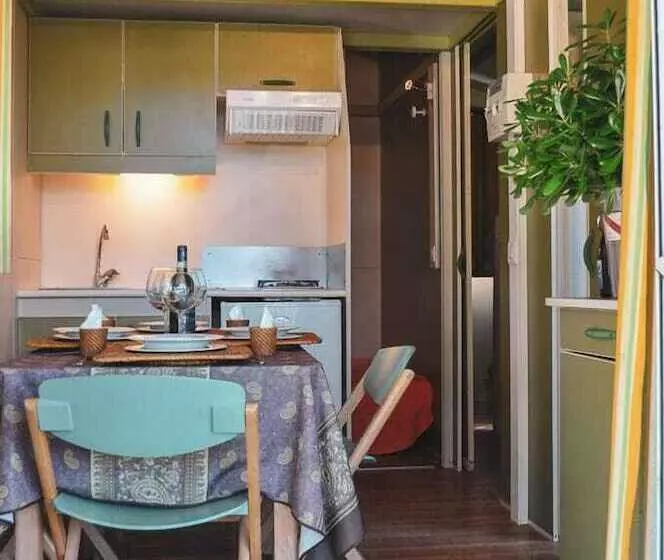 Hotelli Camping Village Versilia Mare