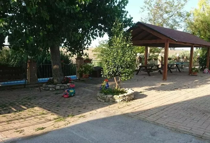 هتل روستایی La Quiete