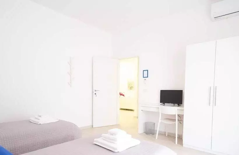 پانسیون Casa Viviana  Bari Policlinico