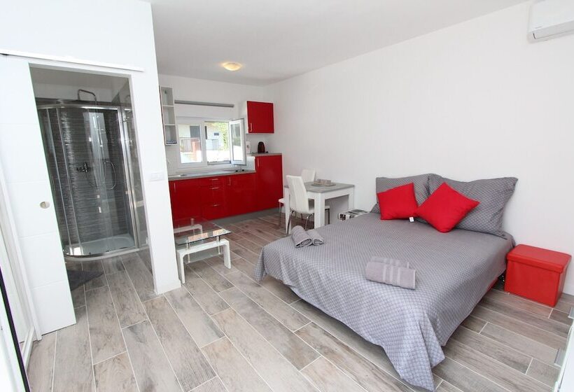 پانسیون Guest House Mafi