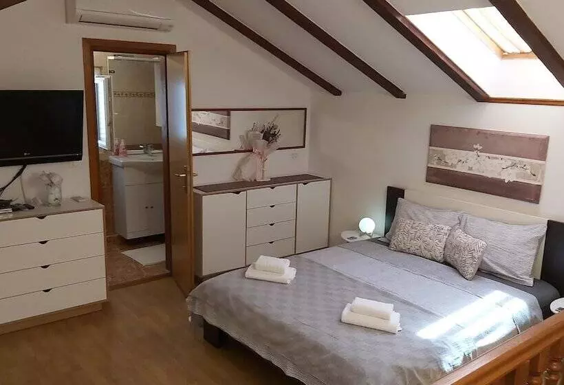 ペンション Guest House Mafi