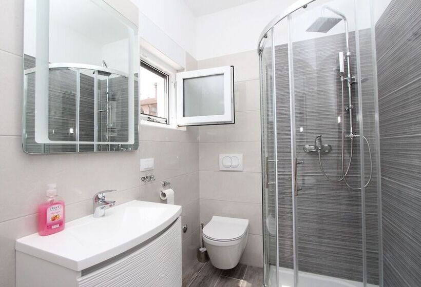 پانسیون Guest House Mafi