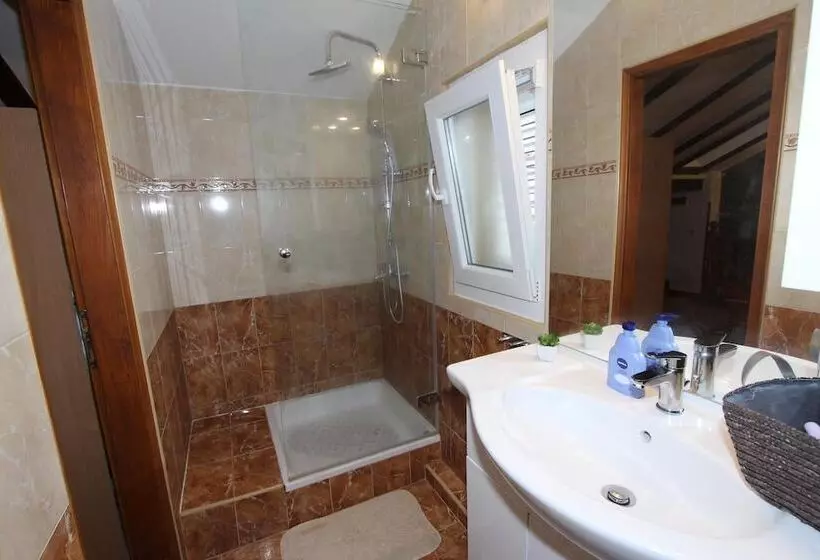 پانسیون Guest House Mafi