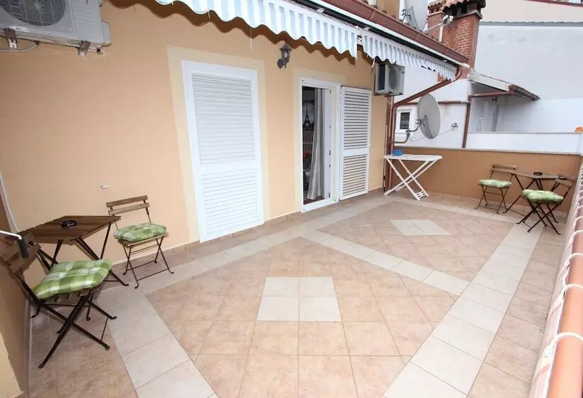 پانسیون Guest House Mafi