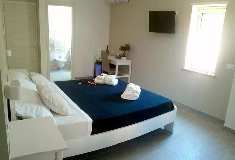 Aamiaismajoitus (B&B) Cosmo Rooms A Pochi Passi Da Tropea