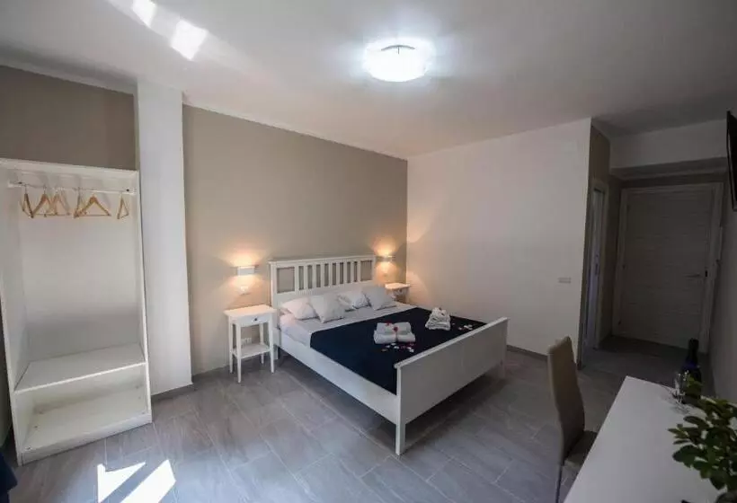 Aamiaismajoitus (B&B) Cosmo Rooms A Pochi Passi Da Tropea